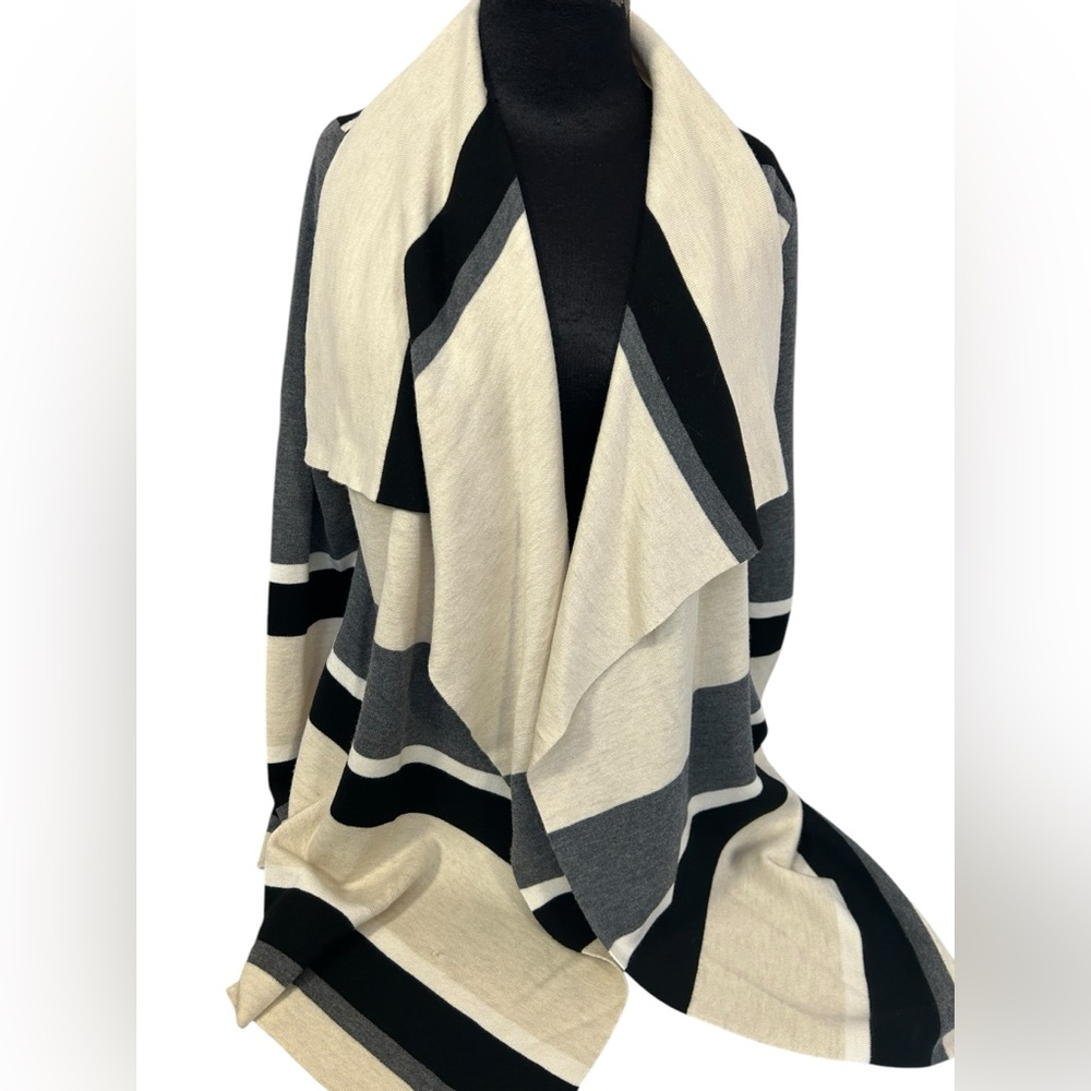 Loft Wrap Cardigan Top Sweater Open Front Size Medium Gray Cream Long Sleeve